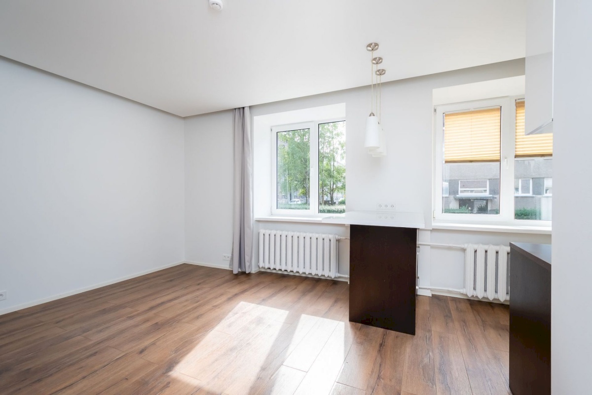 Tallinn, Kesklinna linnaosa, Kadriorg, Tina 16