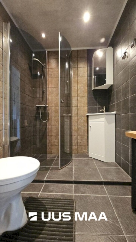 Jõhvi vald, Jõhvi linn, Niidu tn 6