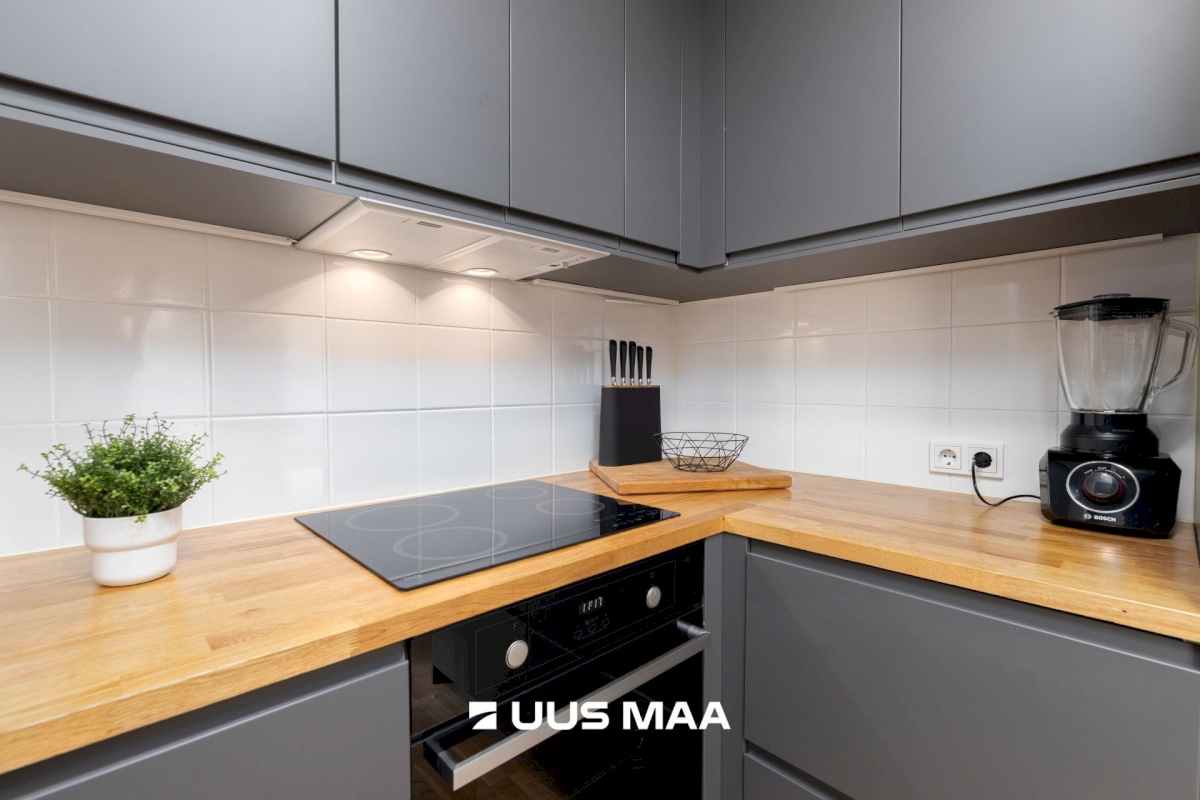 Tallinn, Mustamäe linnaosa, Kadaka, Aiandi tee 5/1