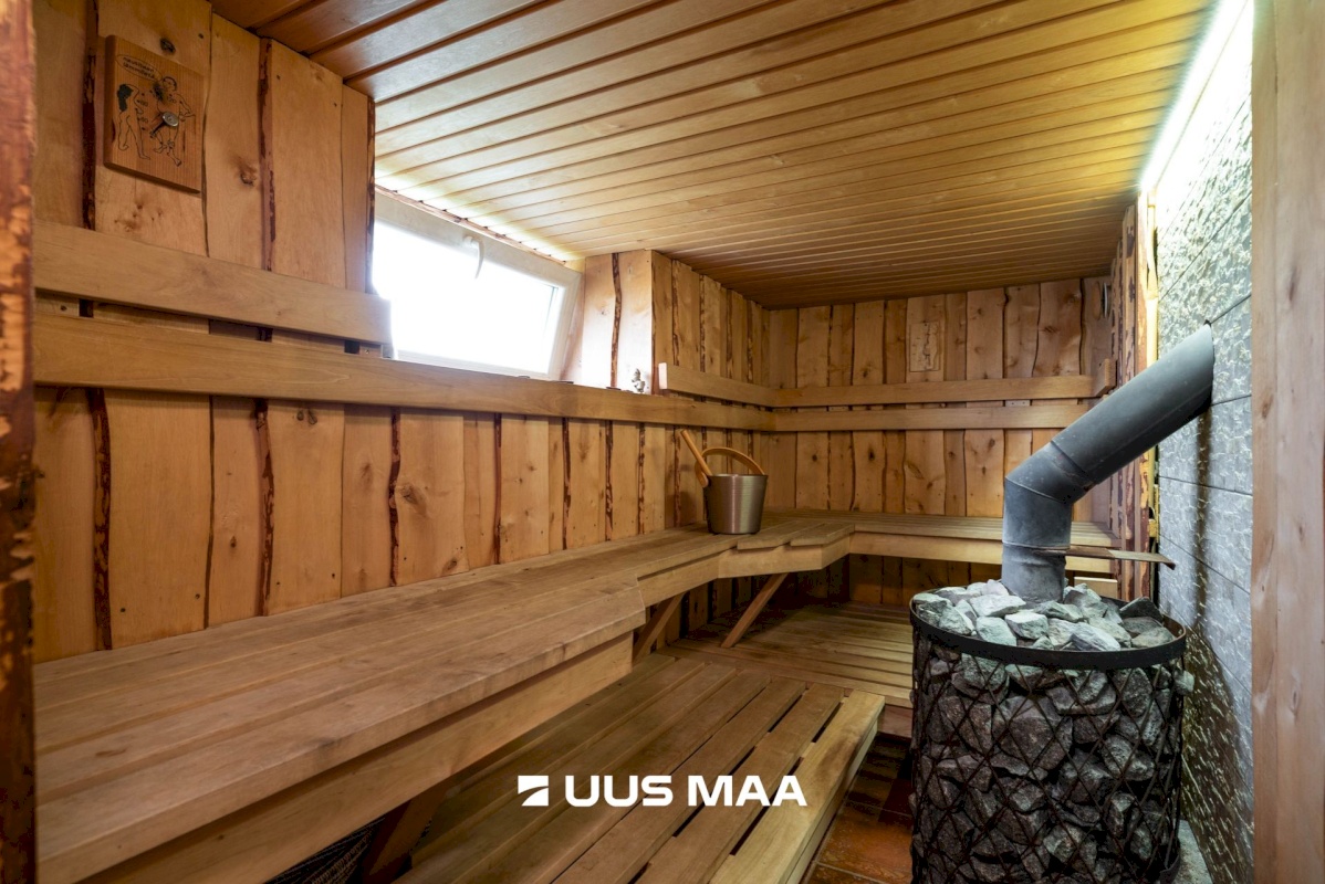 Viljandi linn, Paalalinn, Vikerkaare tn 11