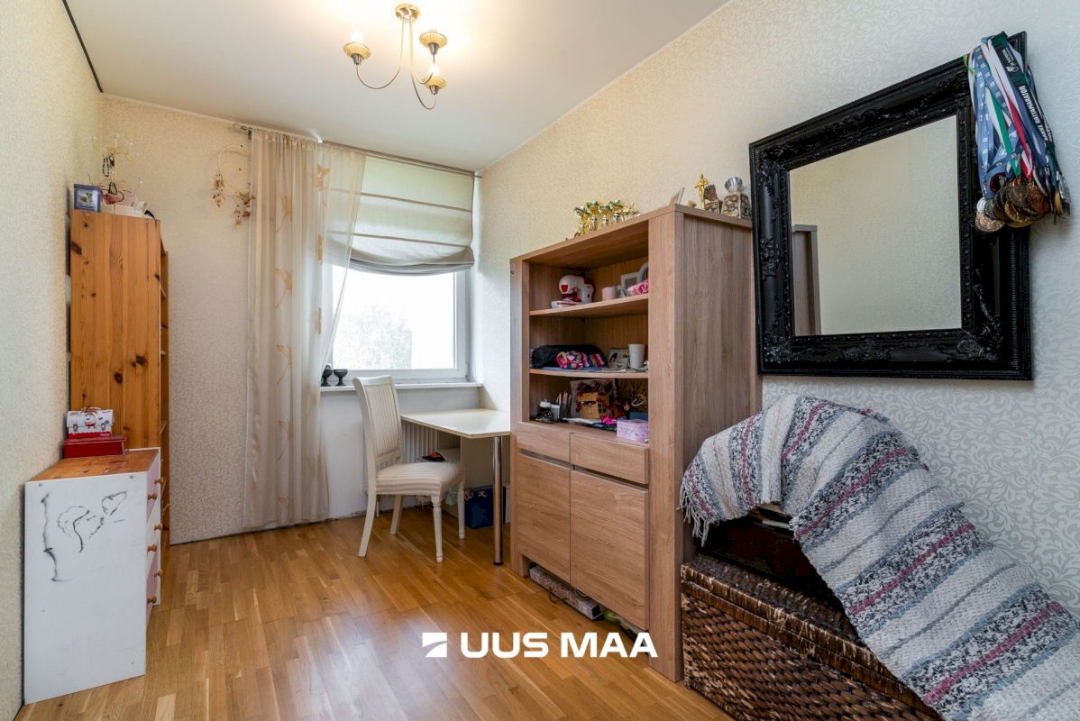 Viljandi linn, Paalalinn, Vikerkaare tn 11