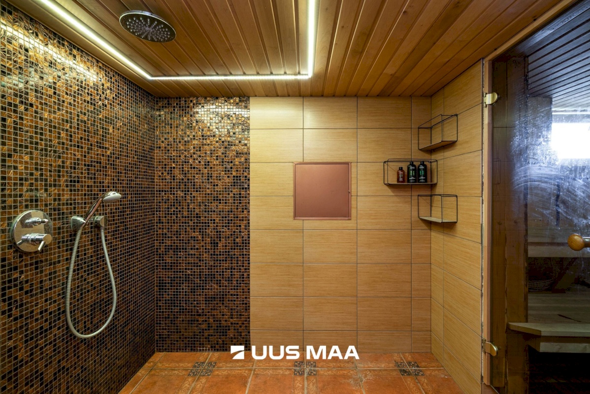 Viljandi linn, Paalalinn, Vikerkaare tn 11