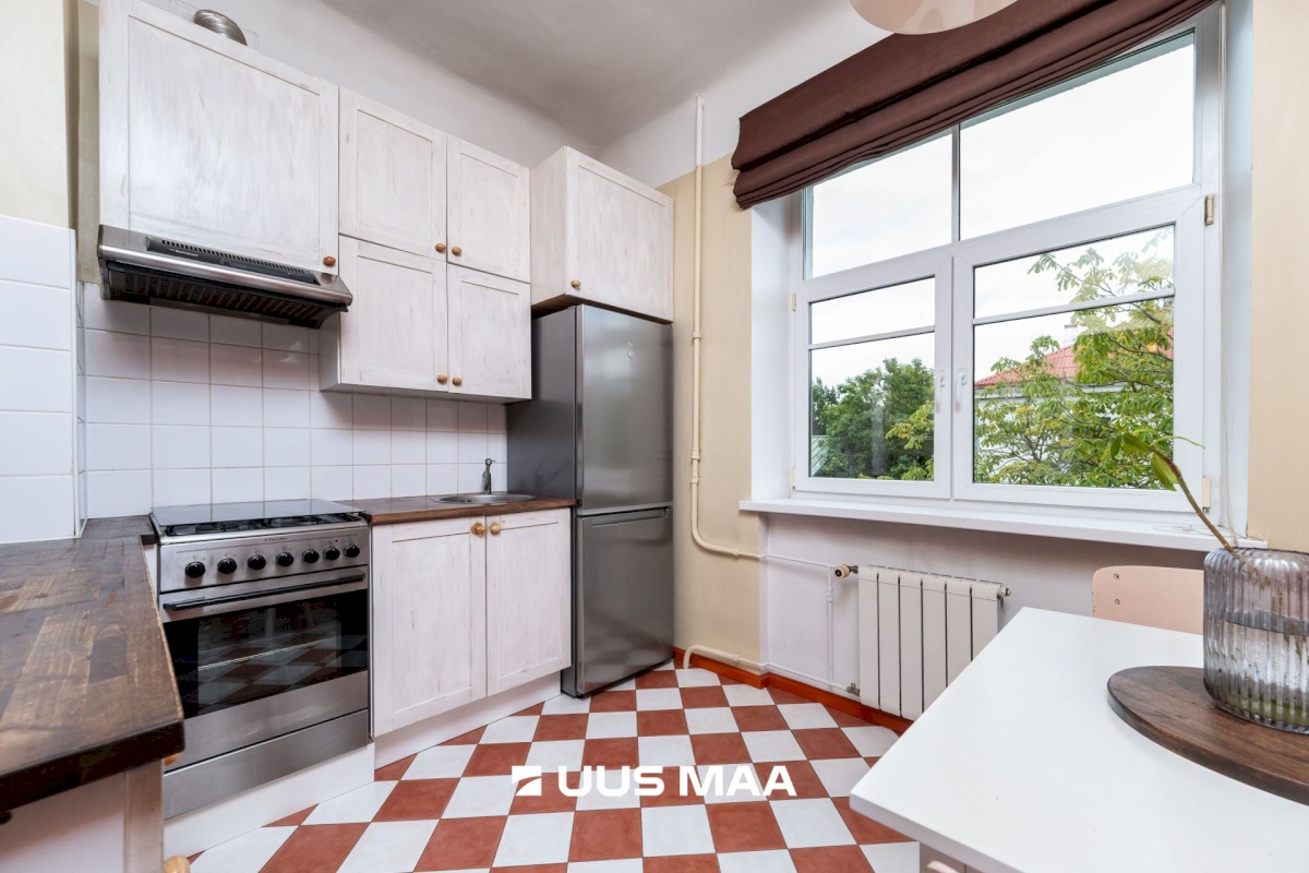 Tallinn, Kesklinna linnaosa, Väike-Ameerika 6