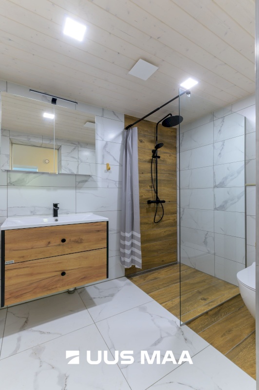 Rakvere linn, Tallinna 18