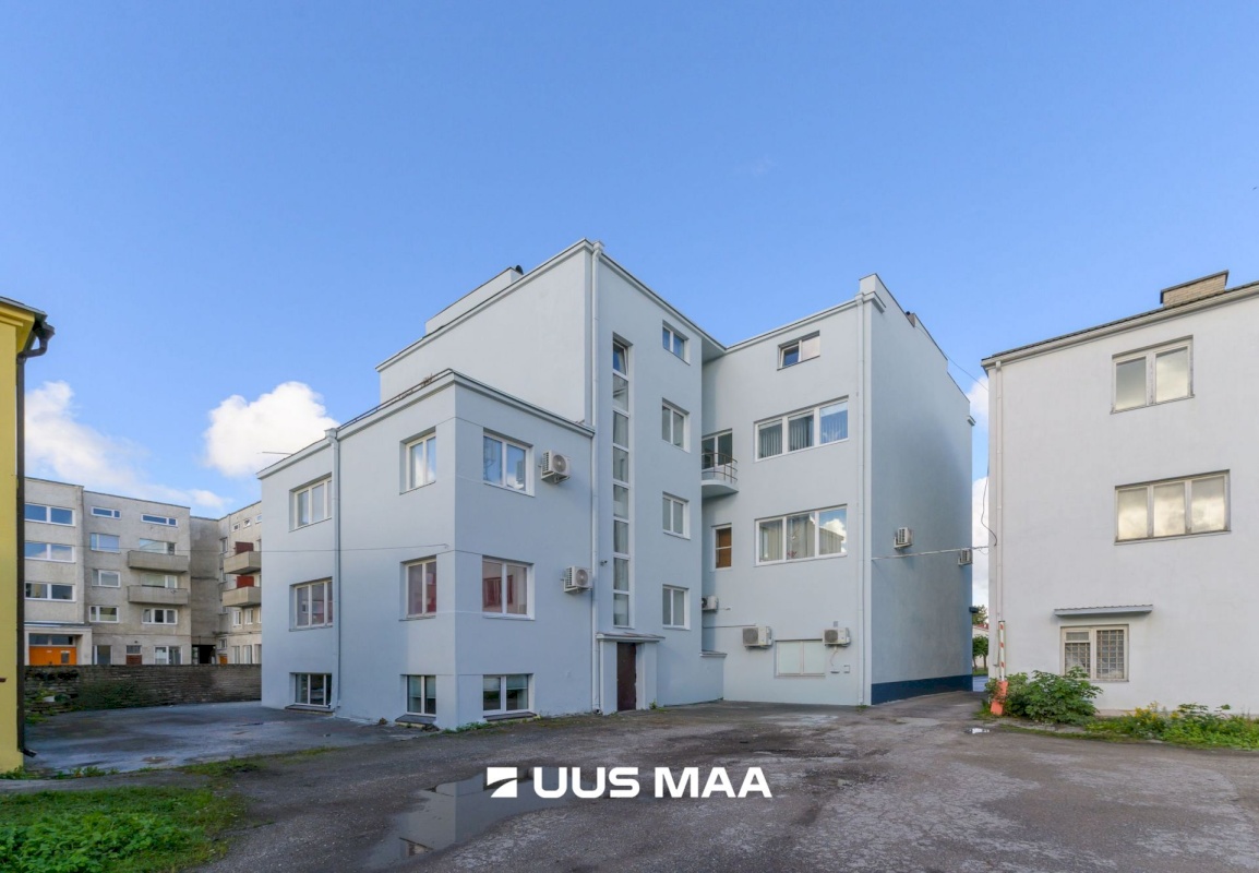 Rakvere linn, Tallinna 18