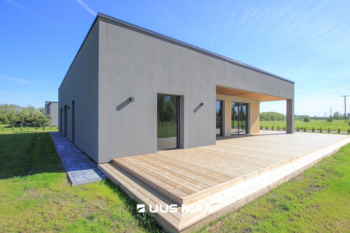 Tori vald, Nurme küla, Köömne tn 4