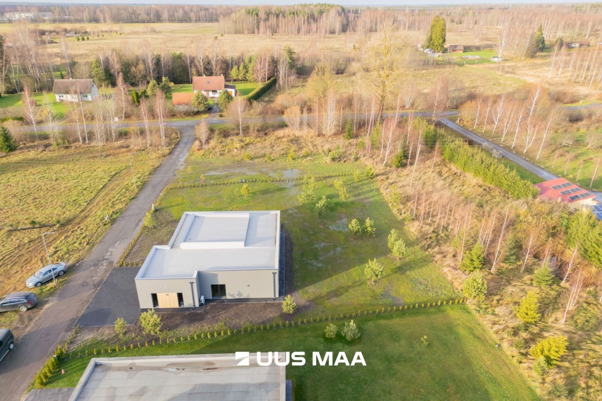 Tori vald, Nurme küla, Köömne tn 4