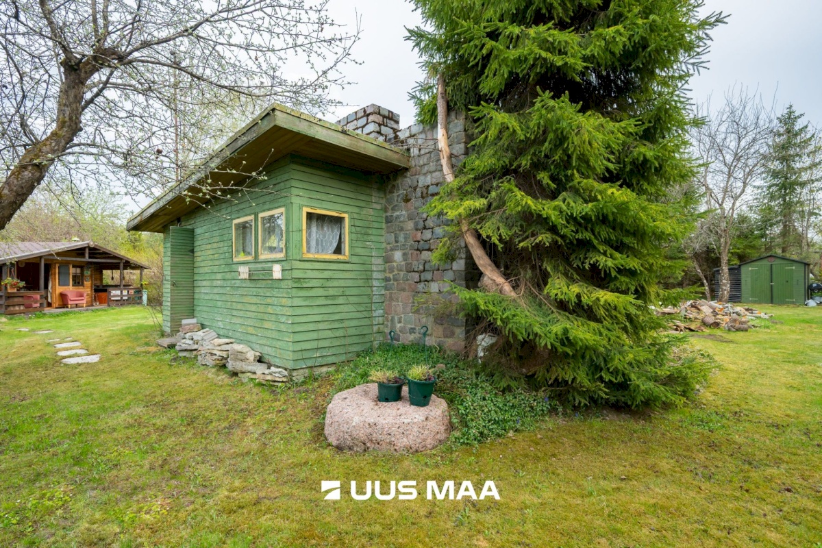 Saku vald, Roobuka küla, Restauraatori tee 2