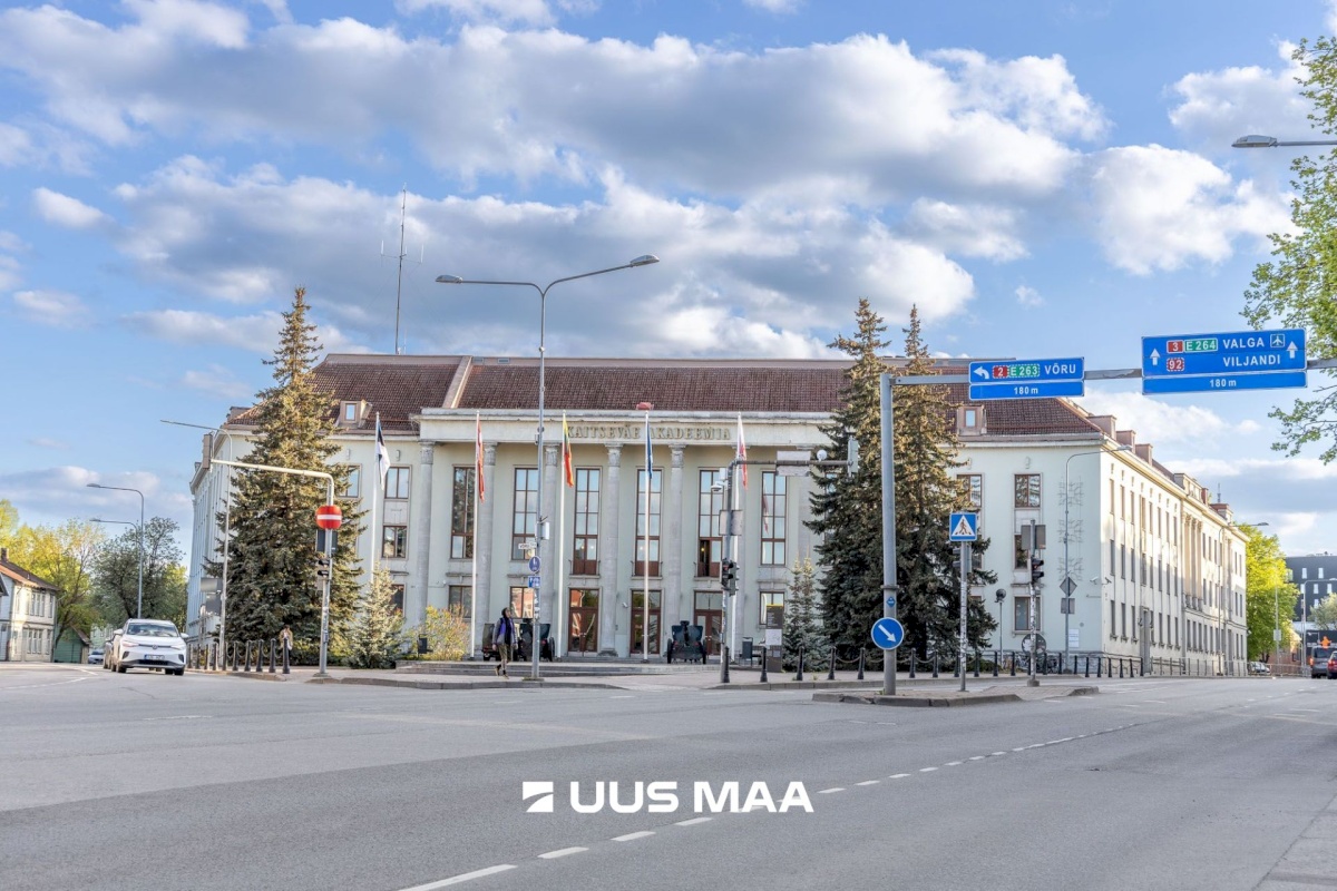 Tartu linn, Tartu linn, Kesklinn, Toometaguse, Struve tn 8a