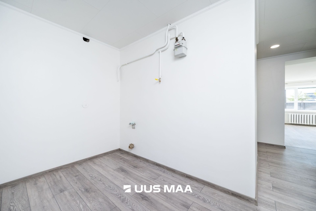 Tallinn, Lasnamäe linnaosa, Punane 13