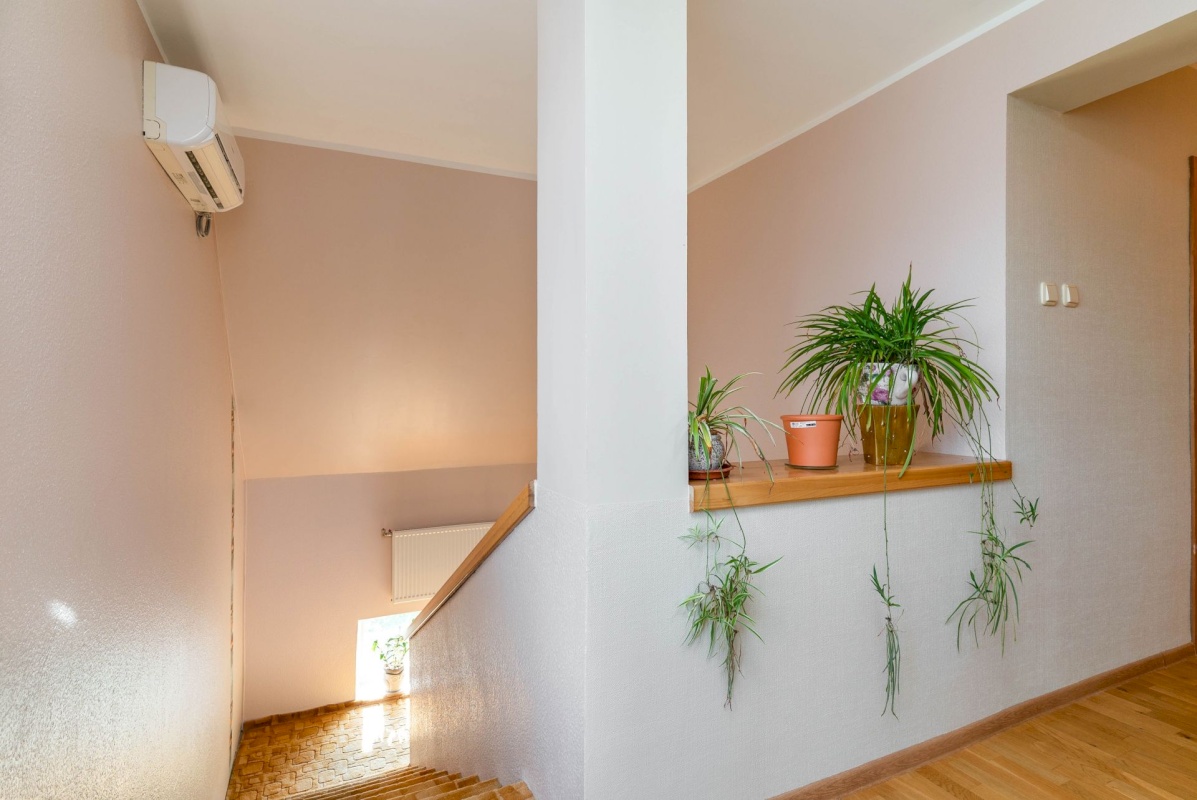 Põltsamaa vald, Põltsamaa linn, Põhja-Kaare tn 21