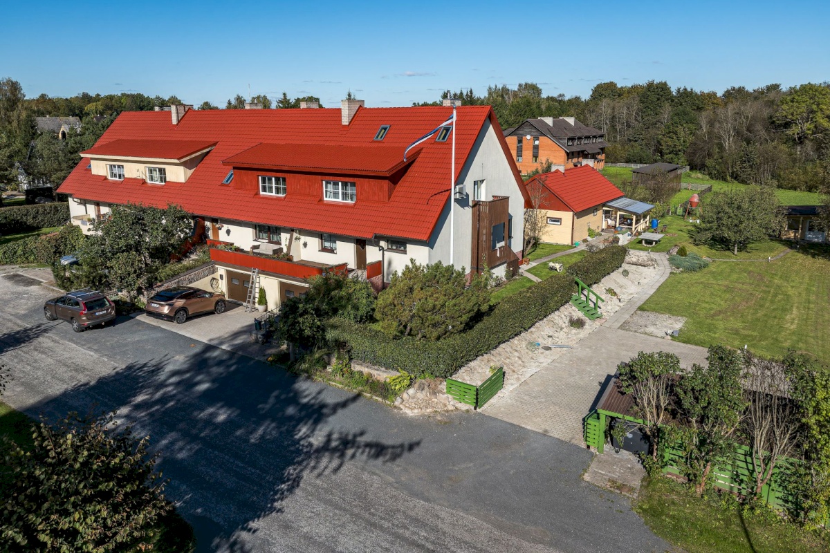 Põltsamaa vald, Põltsamaa linn, Põhja-Kaare tn 21