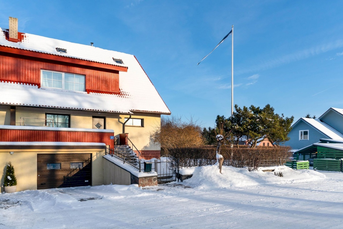 Põltsamaa vald, Põltsamaa linn, Põhja-Kaare tn 21