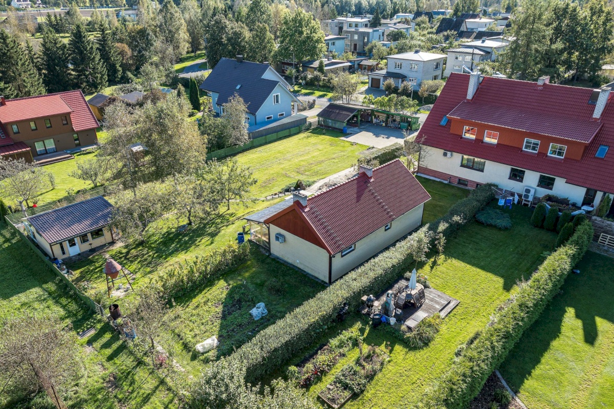 Põltsamaa vald, Põltsamaa linn, Põhja-Kaare tn 21