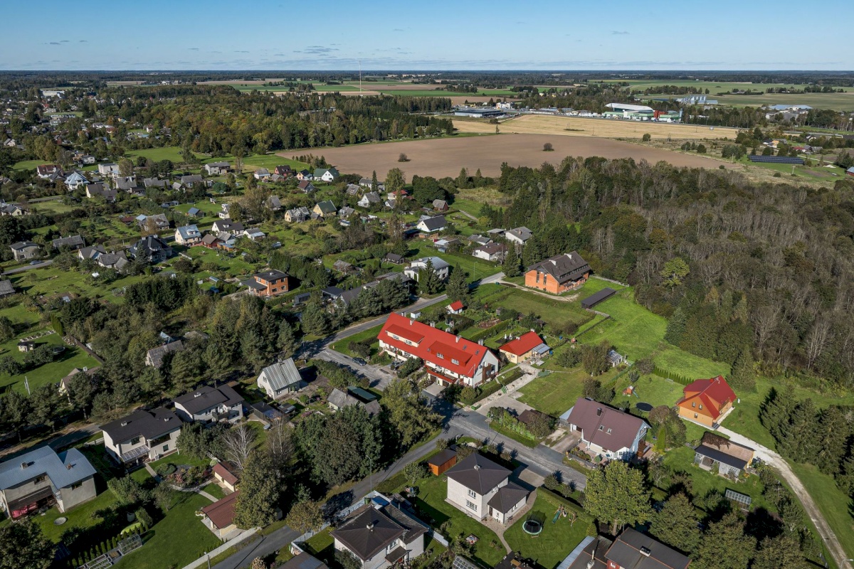 Põltsamaa vald, Põltsamaa linn, Põhja-Kaare tn 21