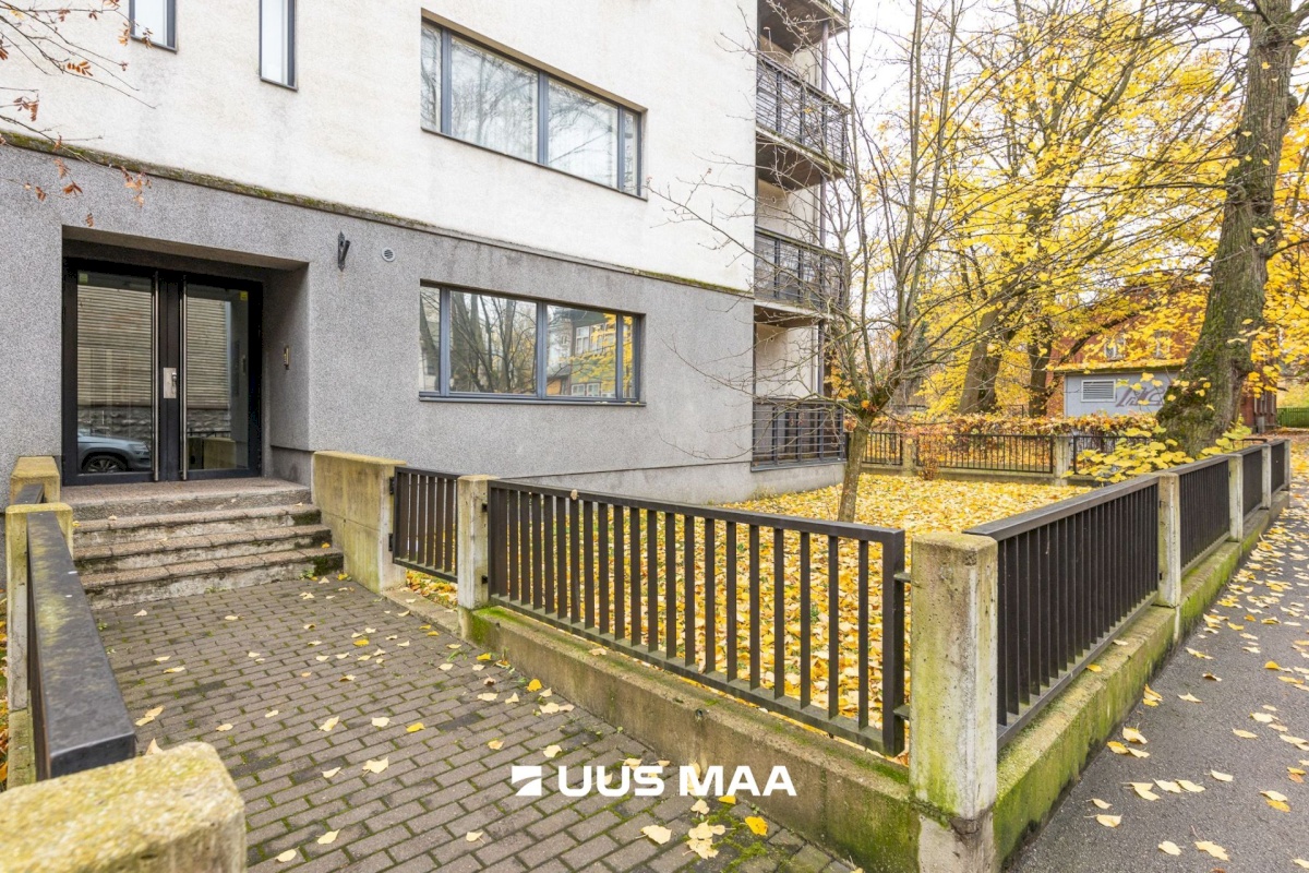 Tallinn, Kesklinna linnaosa, Kadriorg, J.Köleri 13