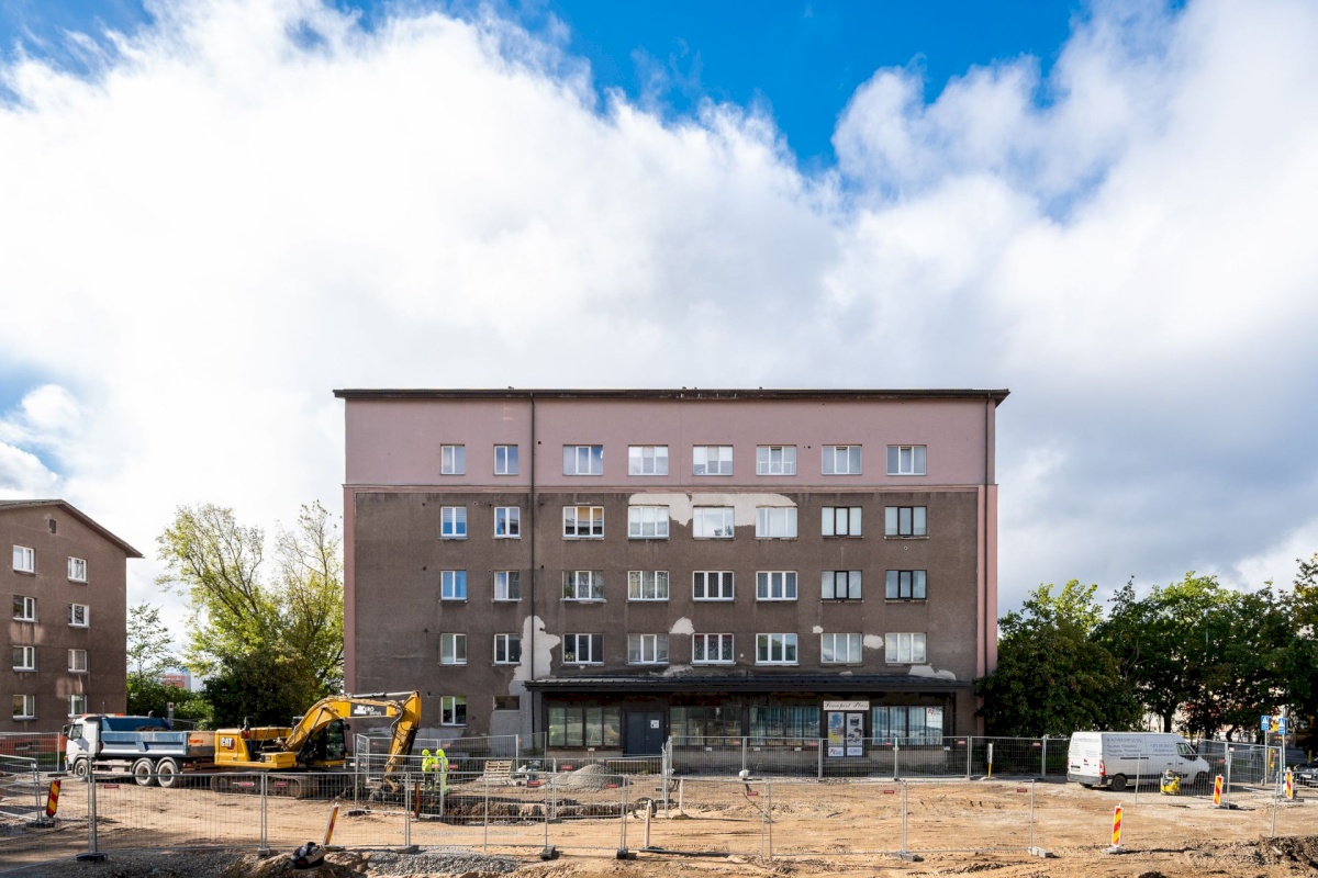 Tallinn, Lasnamäe linnaosa, Ülemiste, Peterburi tee 4
