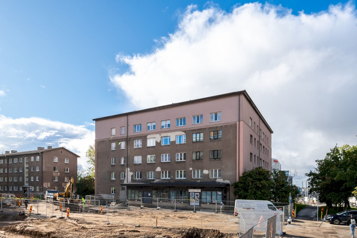 Tallinn, Lasnamäe linnaosa, Ülemiste, Peterburi tee 4