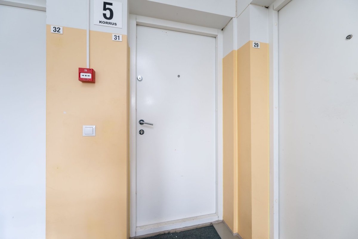 Tallinn, Lasnamäe linnaosa, Ülemiste, Peterburi tee 4