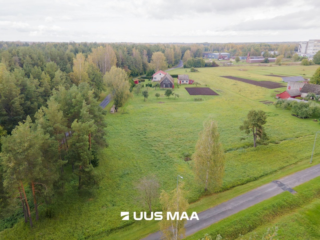Saaremaa vald, Valjala alevik, Varju 10a