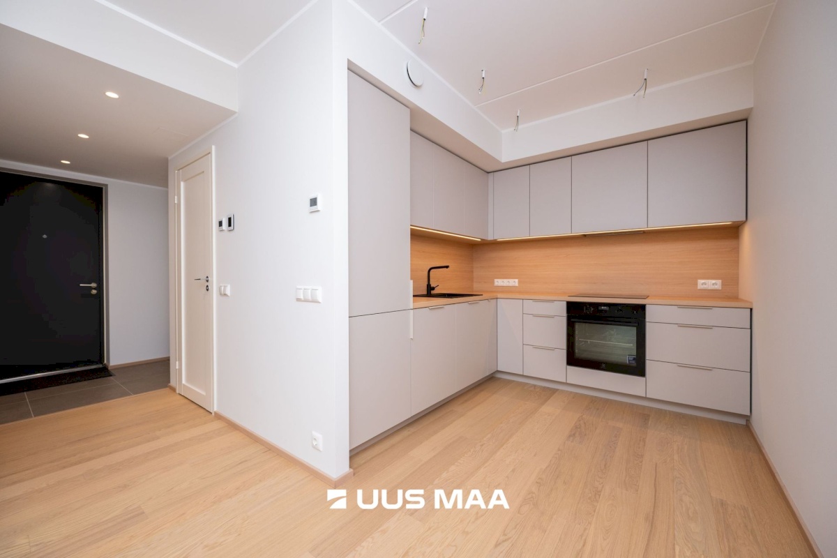 Keila linn, Paldiski mnt 14-11