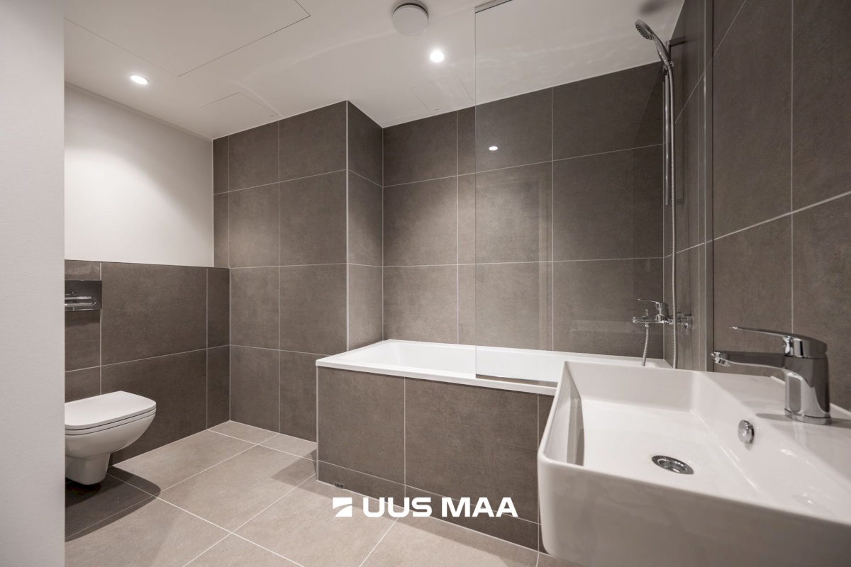 Keila linn, Paldiski mnt 14-11