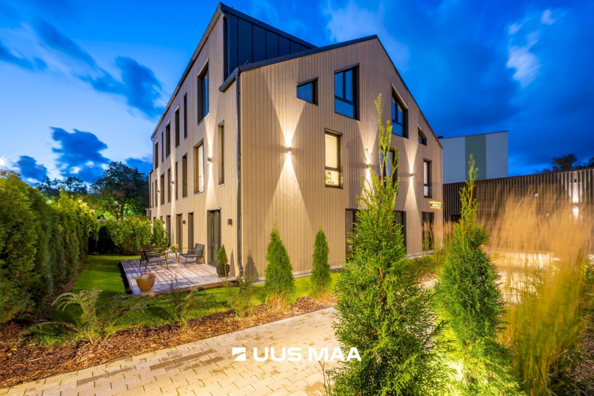 Keila linn, Paldiski mnt 14-11