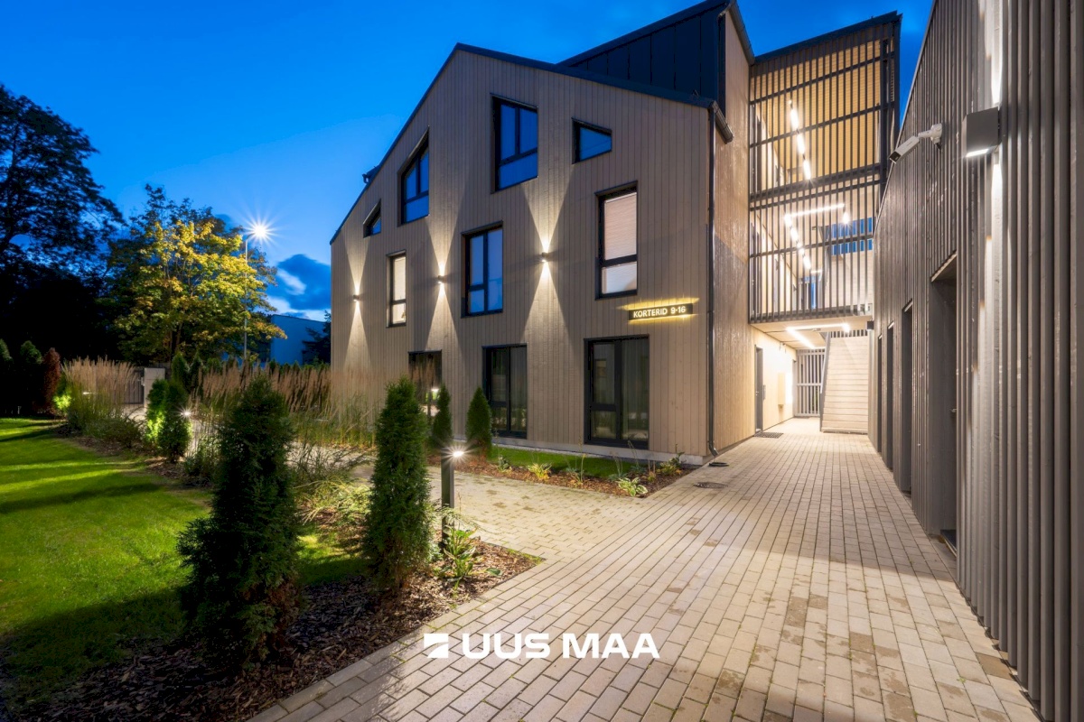 Keila linn, Paldiski mnt 14-11