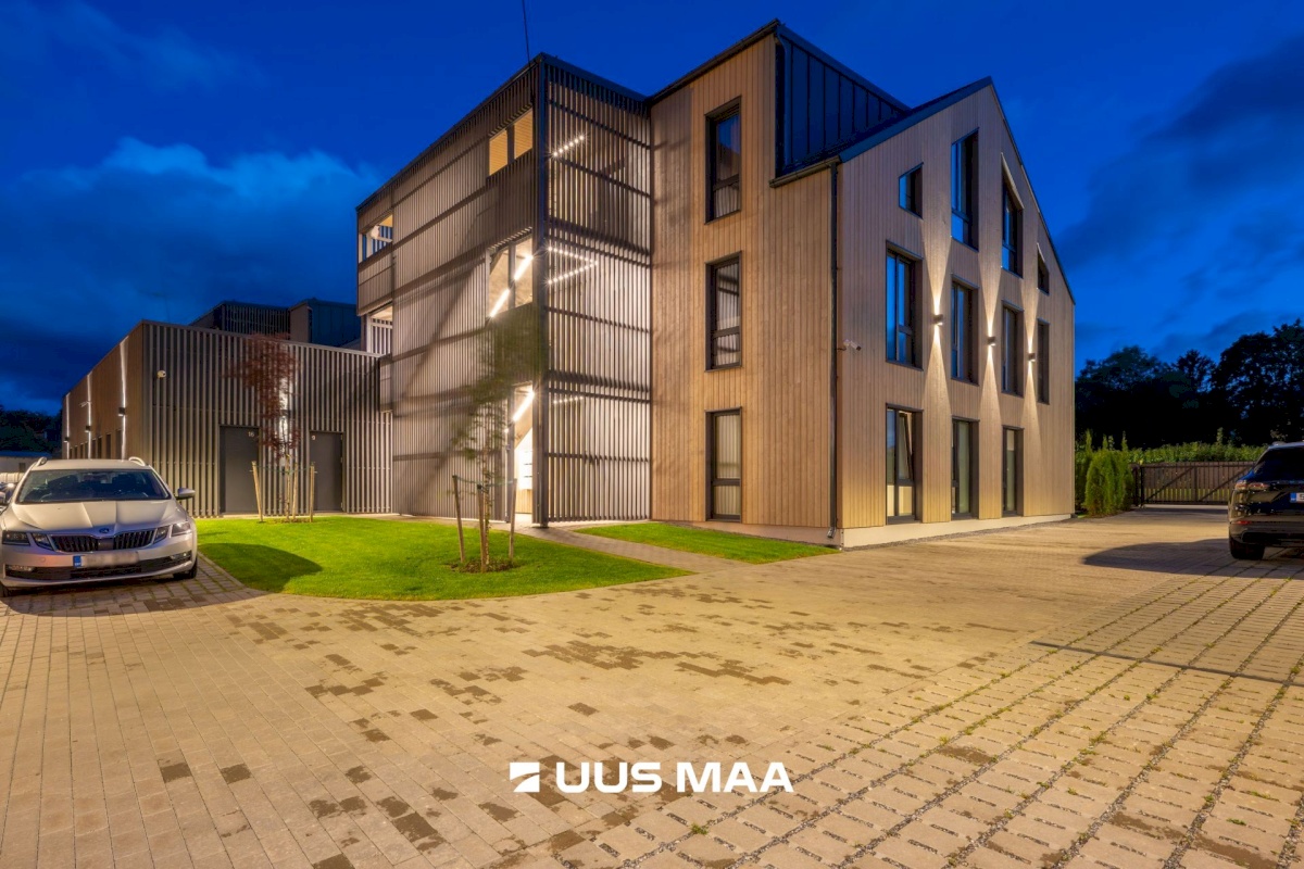 Keila linn, Paldiski mnt 14-11