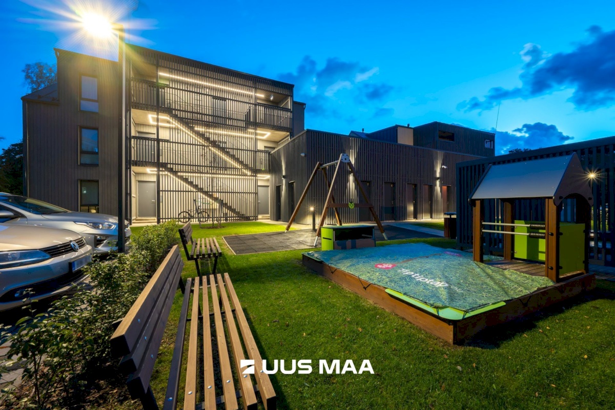 Keila linn, Paldiski mnt 14-11