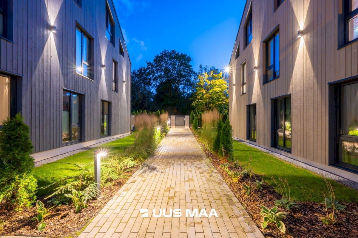 Keila linn, Paldiski mnt 14-11