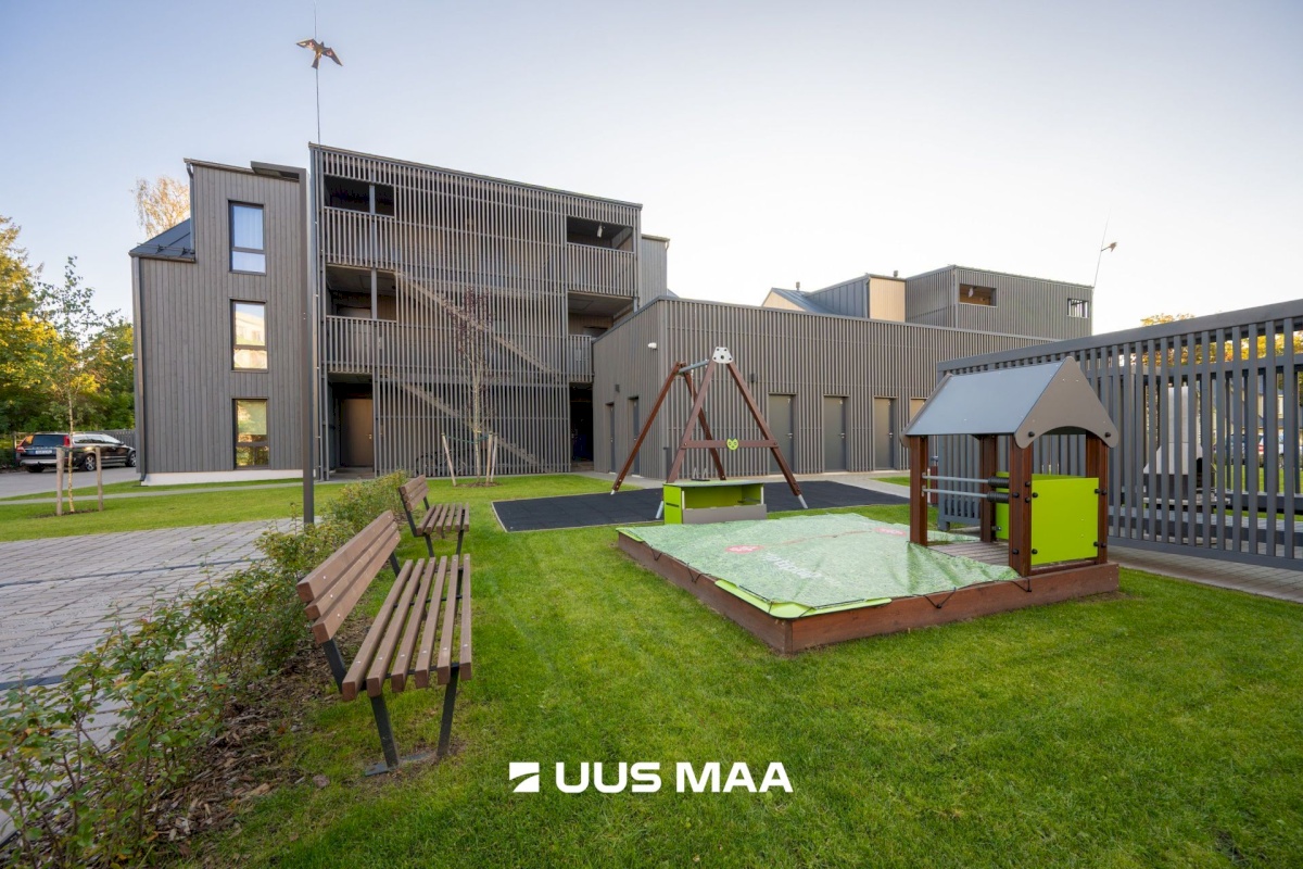 Keila linn, Paldiski mnt 14-12