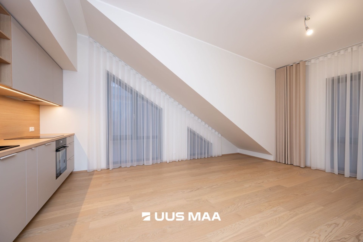 Keila linn, Paldiski mnt 14-16