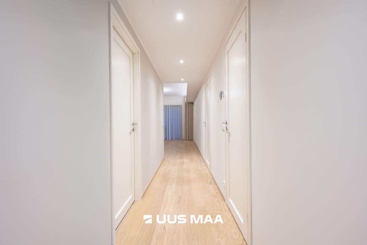 Keila linn, Paldiski mnt 14-16