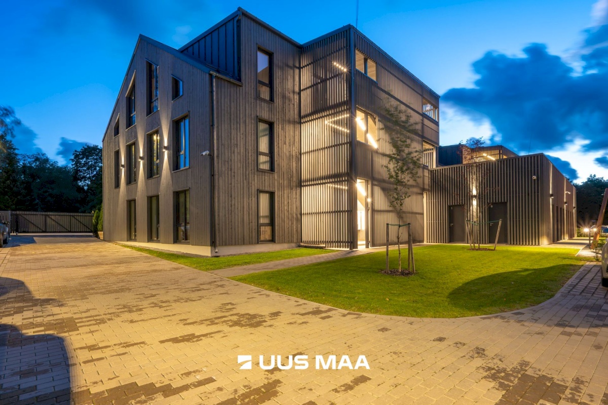 Keila linn, Paldiski mnt 14-16