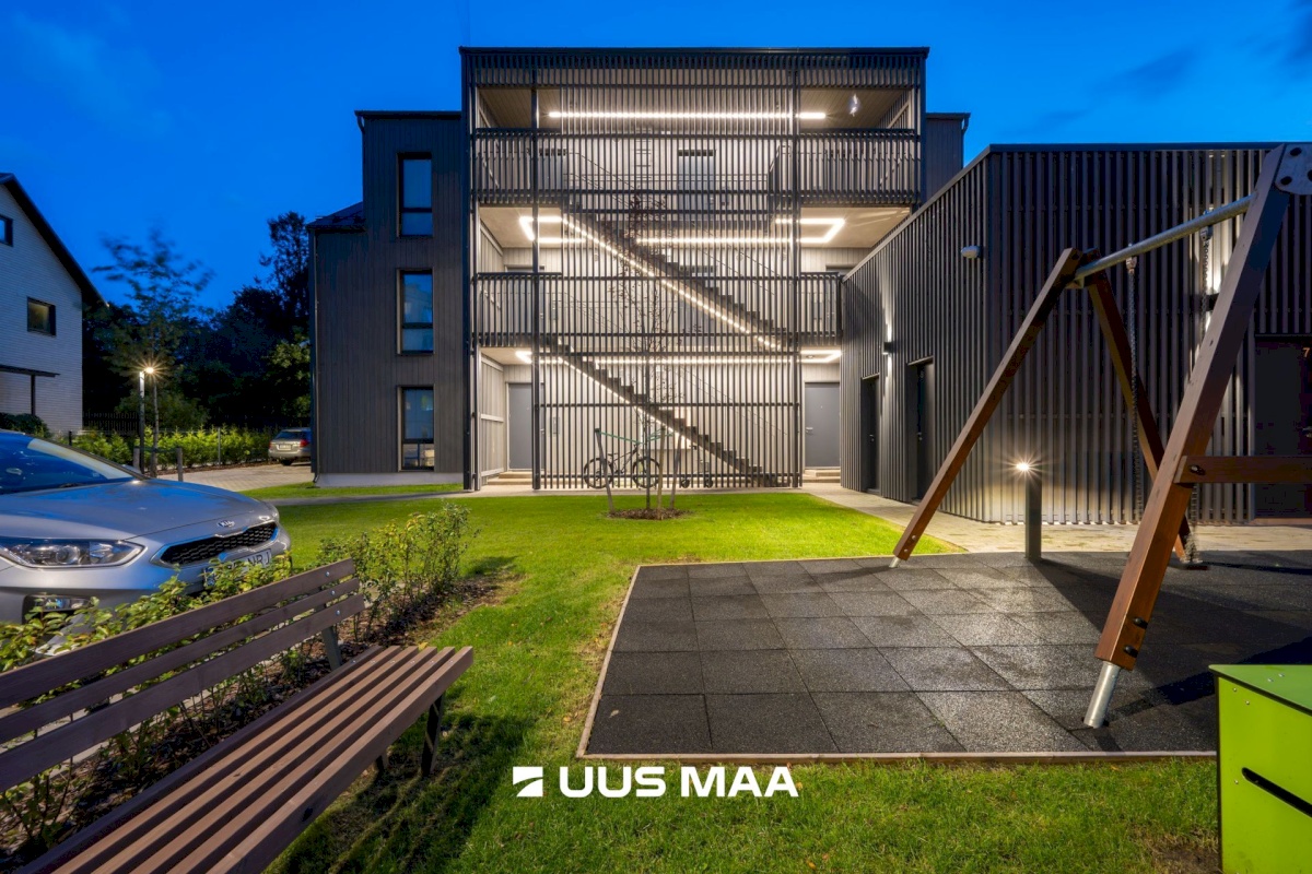 Keila linn, Paldiski mnt 14-16