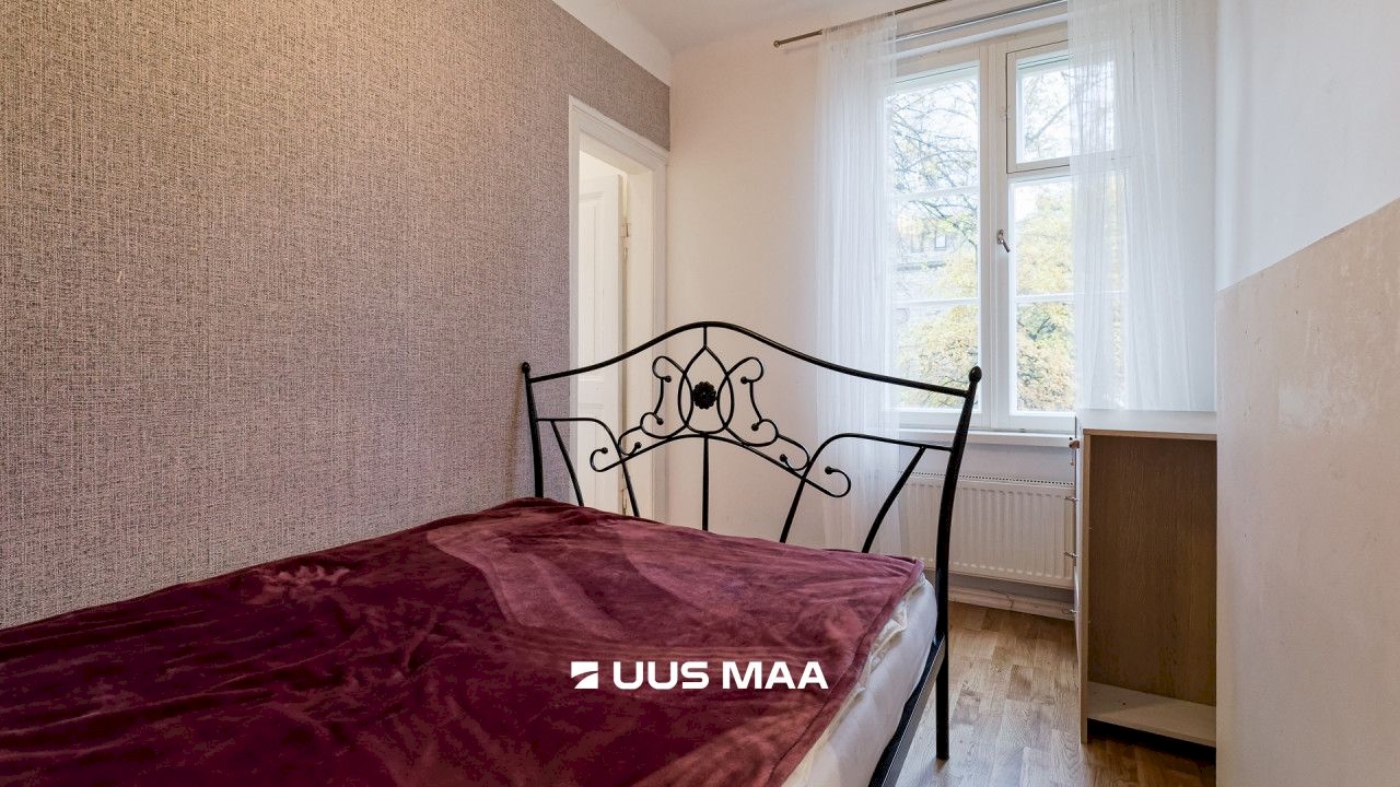 Tallinn, Kesklinna linnaosa, Kadriorg, Narva mnt 32