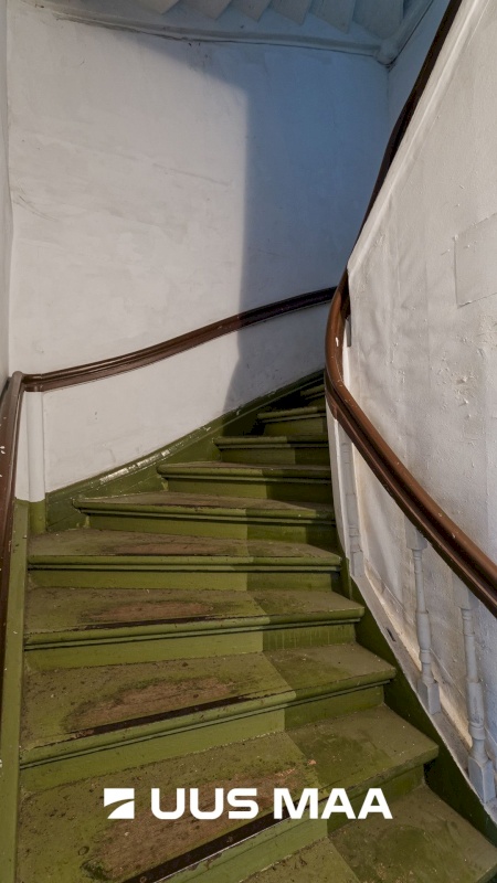 Tallinn, Kesklinna linnaosa, Kadriorg, Narva mnt 32