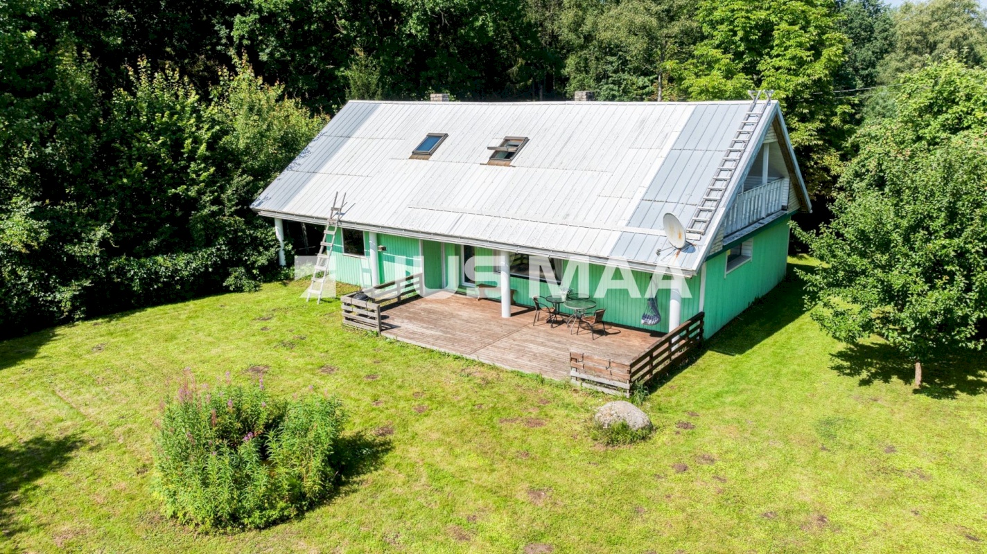 Viimsi vald, Leppneeme küla, Piirikivi tee 13