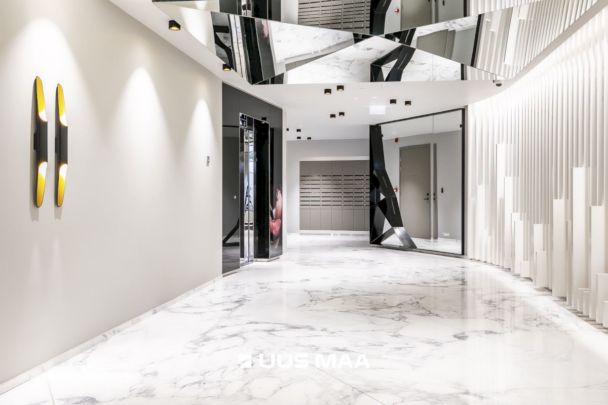 Tallinn, Kesklinna linnaosa, Pärnu mnt 33