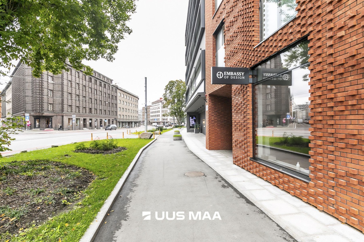 Tallinn, Kesklinna linnaosa, Pärnu mnt 33