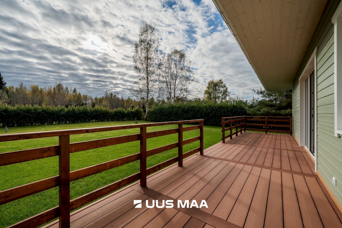 Peipsiääre vald, Alajõe küla, Männi