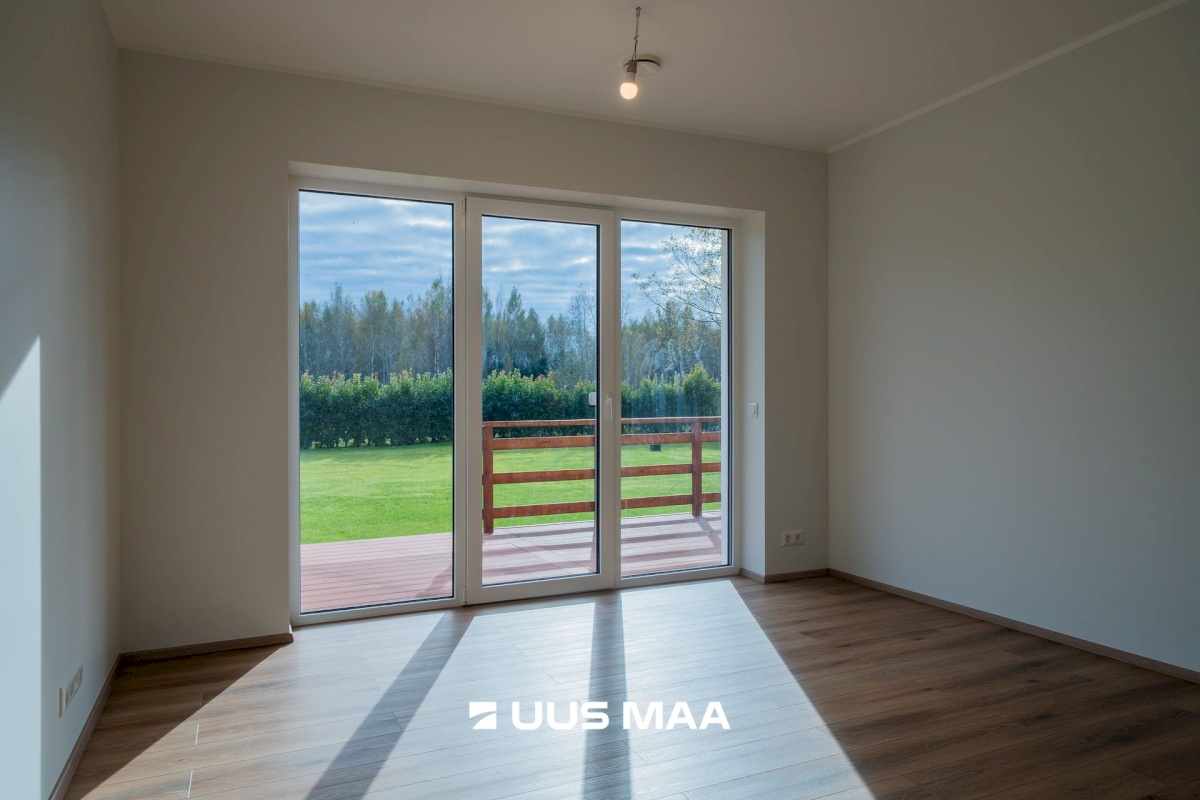 Peipsiääre vald, Alajõe küla, Männi