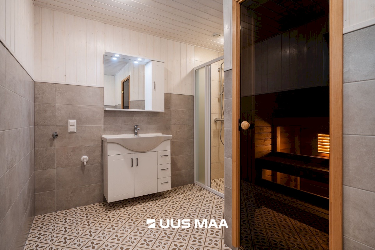 Peipsiääre vald, Alajõe küla, Männi