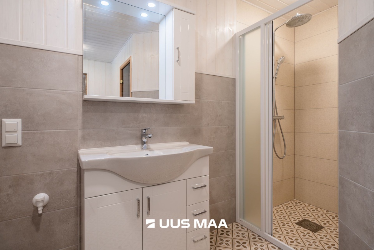 Peipsiääre vald, Alajõe küla, Männi