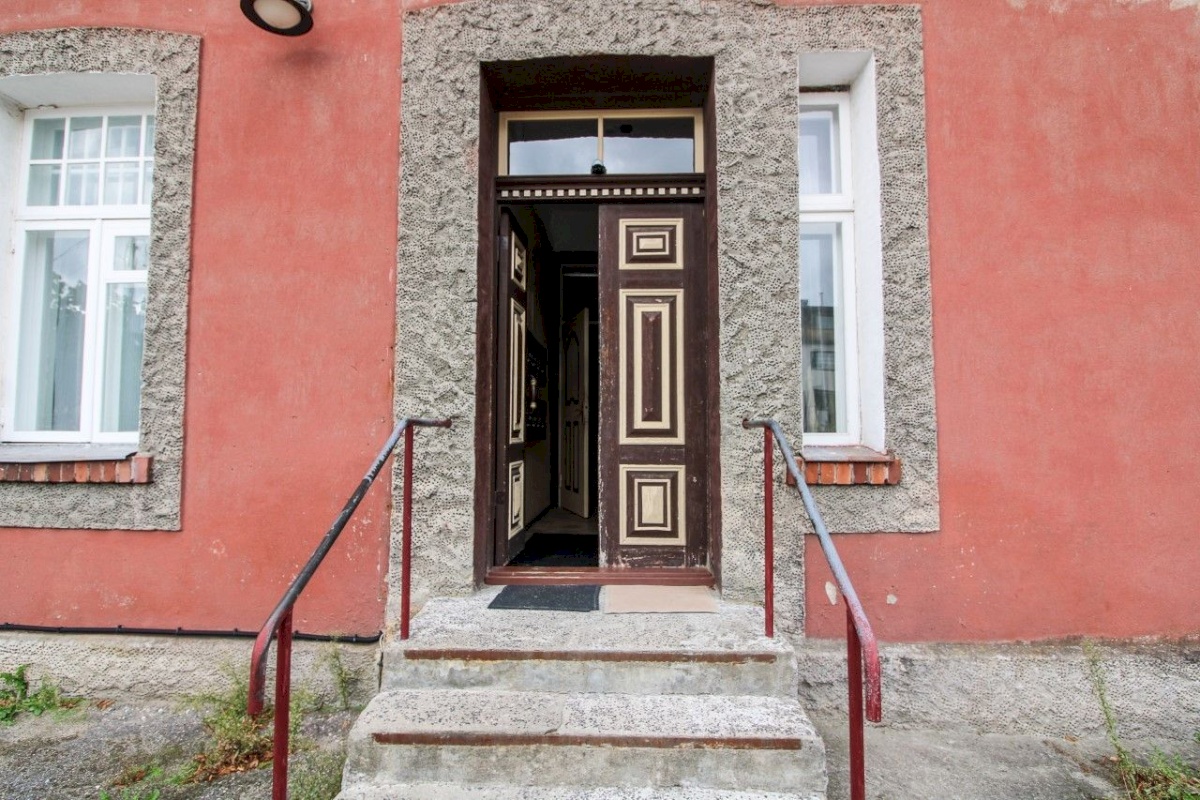 Pärnu linn, Pärnu linn, Rannarajoon, Tammsaare pst 8
