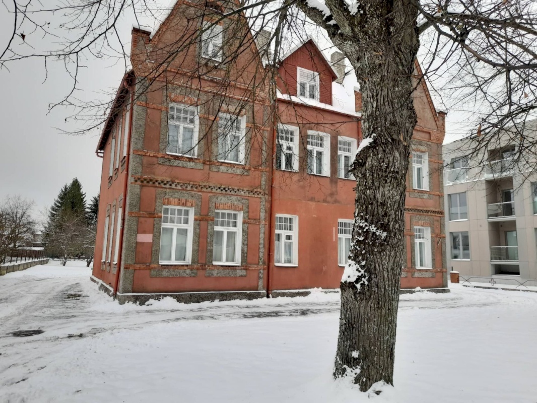 Pärnu linn, Pärnu linn, Rannarajoon, Tammsaare pst 8