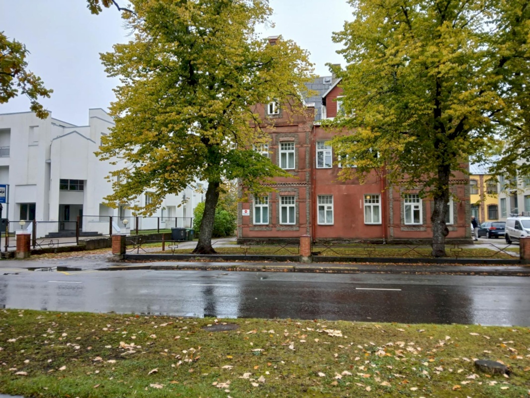Pärnu linn, Pärnu linn, Rannarajoon, Tammsaare pst 8