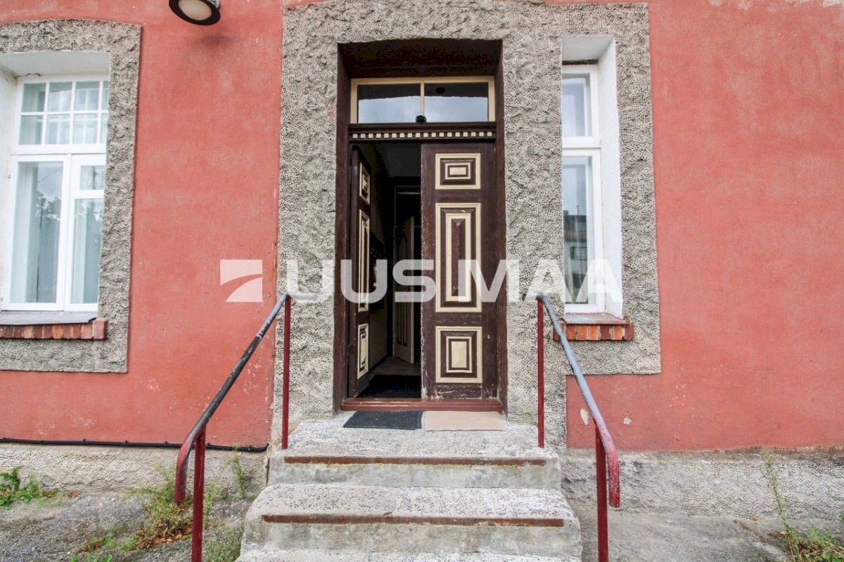 Pärnu linn, Pärnu linn, Rannarajoon, Tammsaare pst 8