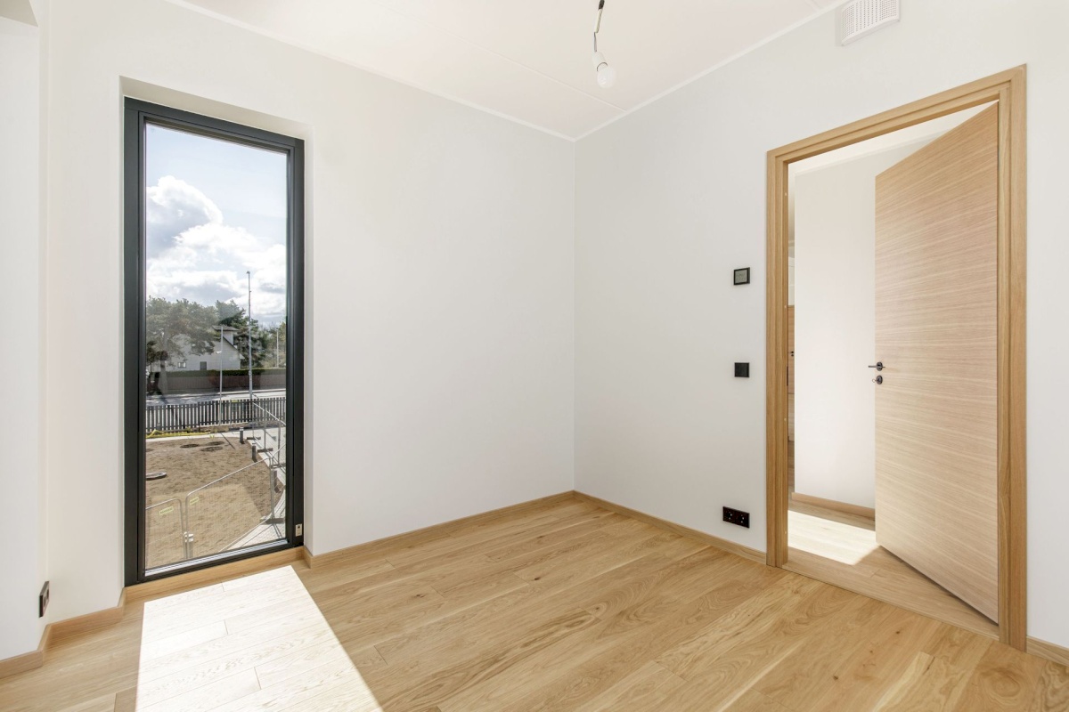 Tallinn, Nõmme linnaosa, Pääsküla, Vabaduse pst 170-6